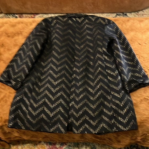 Chico’s Navy Chevron Open Front Jacket - Picture 2 of 4
